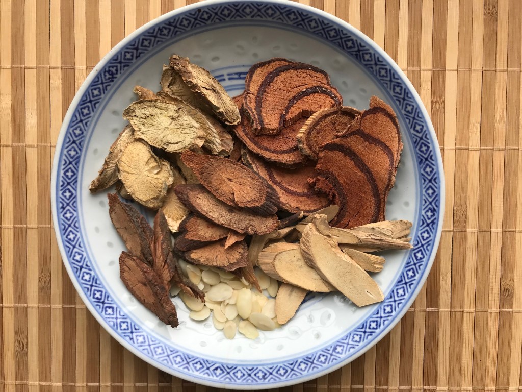 Four-Vine & Peach Kernel Soup