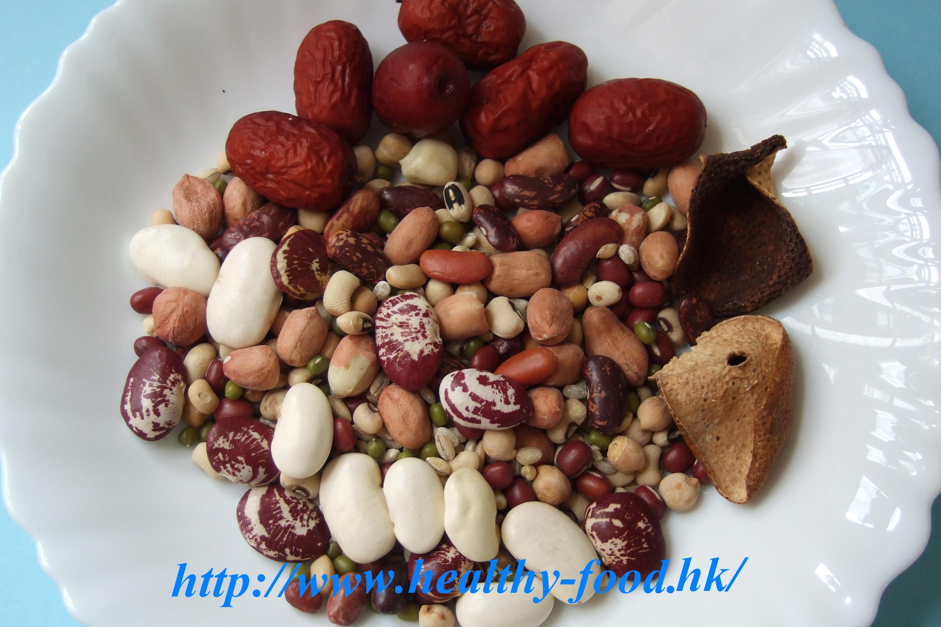 Mixed Bean and Peanut Sweet Soup