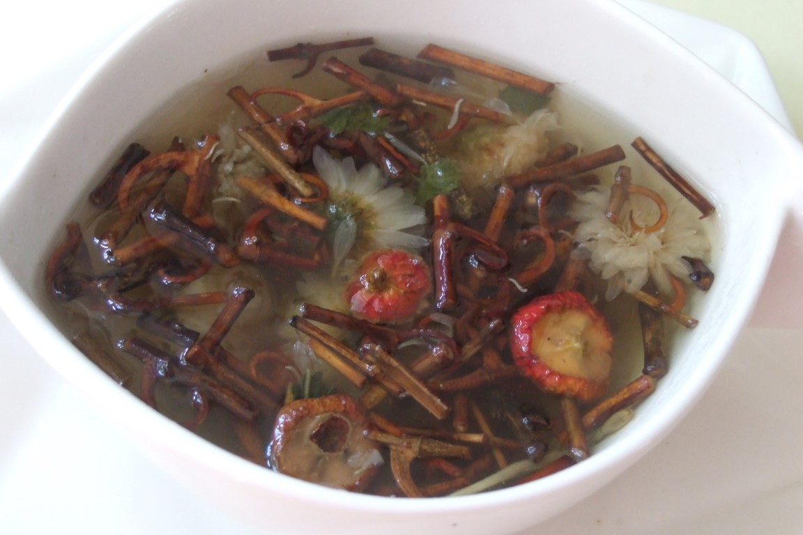 Hawthorn, Uncaria and Chrysanthemum Tea