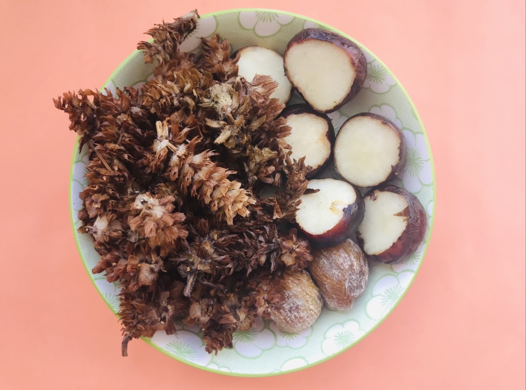 Prunella, Water Chestnut and Honey Date Tea