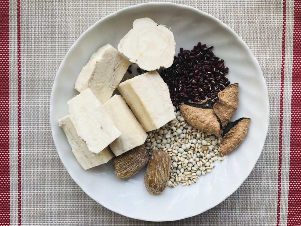 Kudzu, Adzuki Bean, Barley and Tangerine Peel Soup