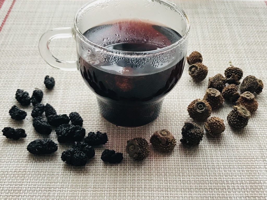 Roxburgh Rose and Mulberry Tea