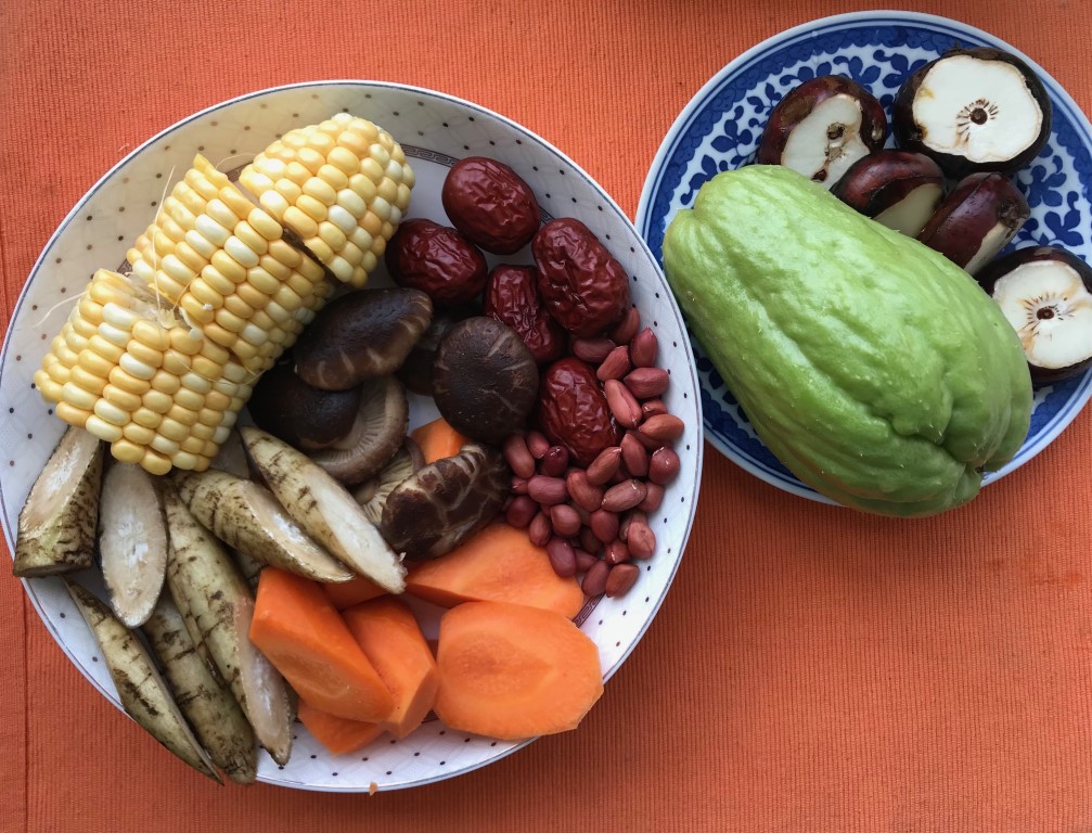 Fresh Burdock Vegetable Soup