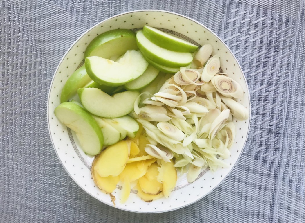 Lemongrass, Ginger and Green Apple Soup