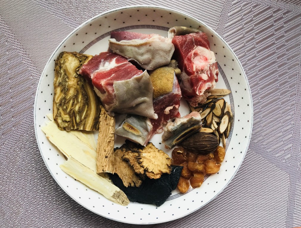 Chuanxiong, Angelica, Codonopsis and Lamb Soup