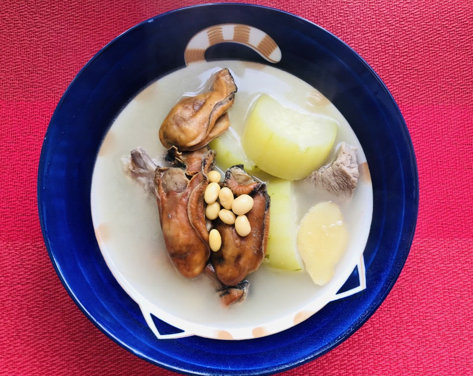Hairy Gourd, Soybean, Golden Dried Oyster and Pork Rib Soup