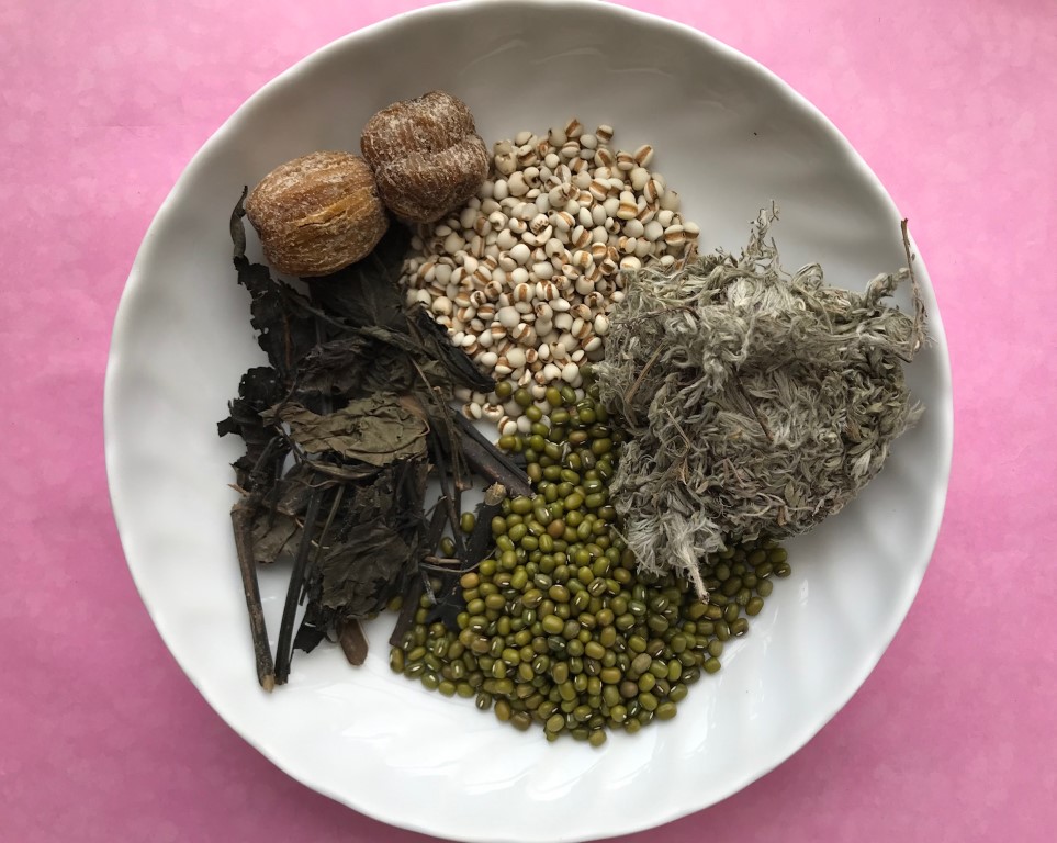 Mung Bean, Job's Tears, Yin Chen and Da Qing Ye Soup