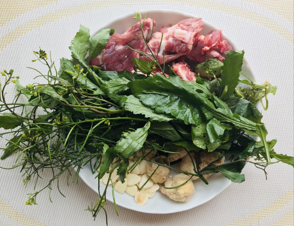 Cardamine (Tong Ge Cai), Apricot Kernel, Fig and Pork Rib Soup