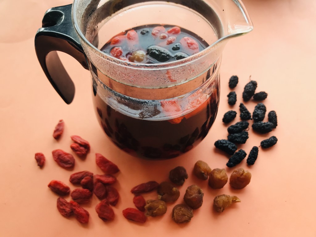 Black Mulberry, Goji and Longan Tea