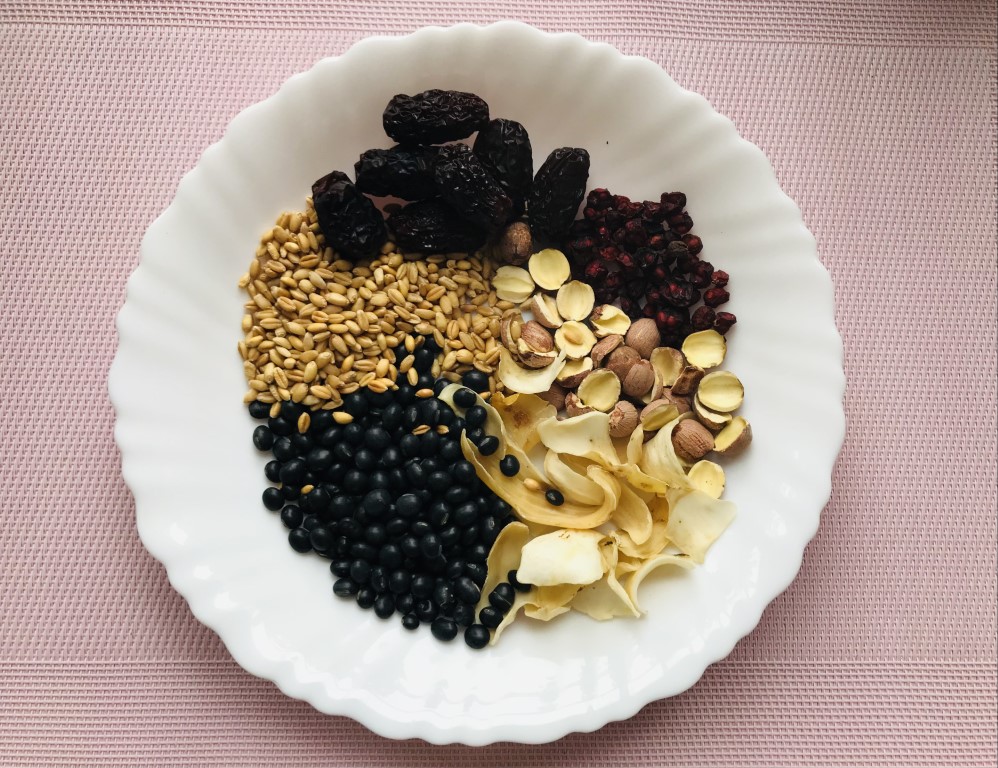 Wheat, Black Bean, Mulberry and Lotus-Seed Calming Soup