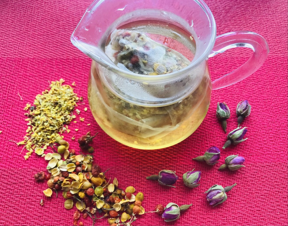 Rose, Silk-Tree and Osmanthus Honey Tea