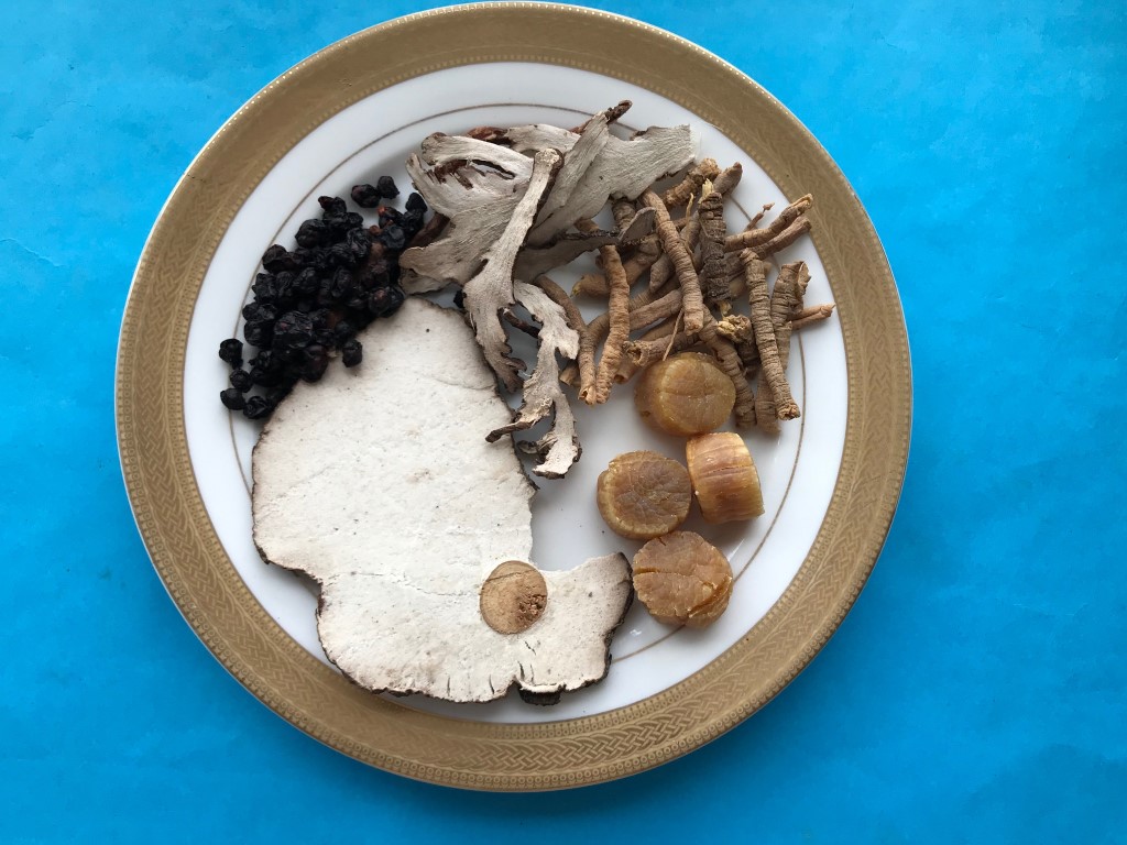 Grassleaf Sweetflag, Polygala, Poria and Schisandra Soup