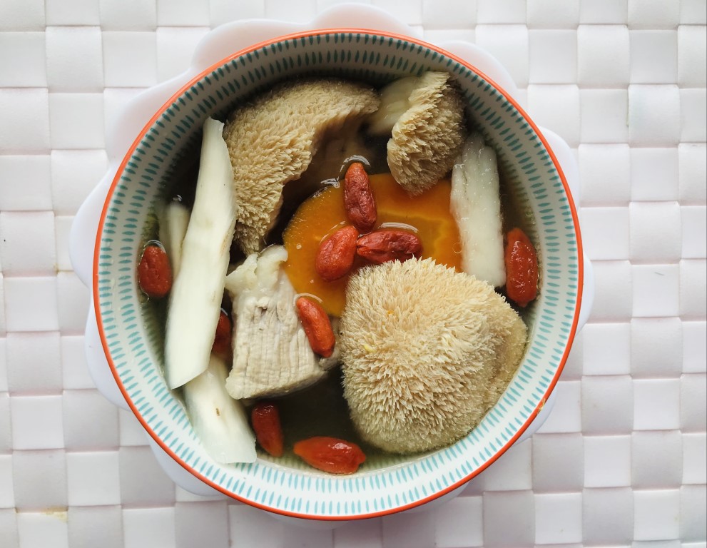 Monkey Head Mushroom, Chinese Yam and Goji Lean Pork Soup
