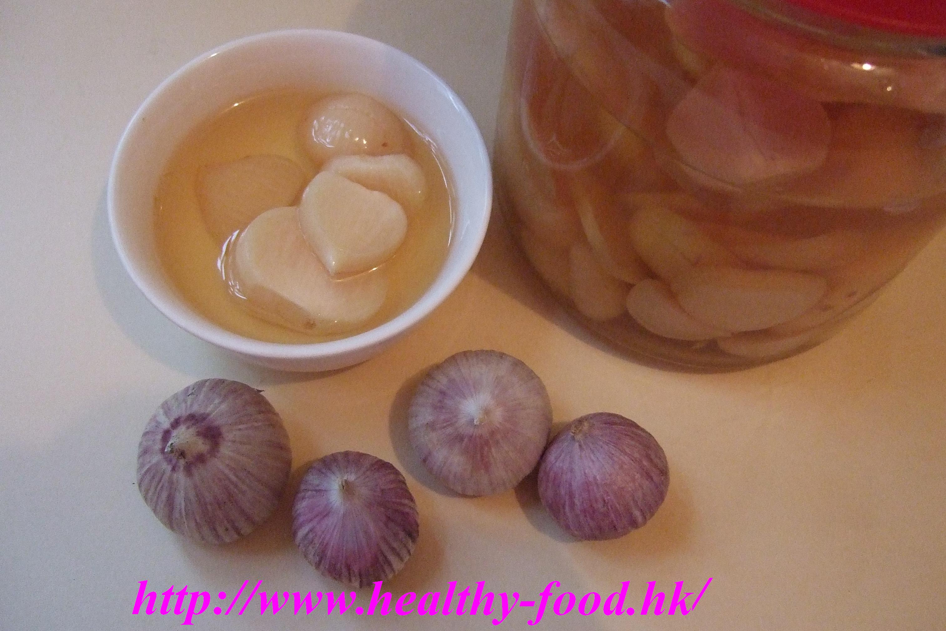 Sweet-and-Sour Vinegar Garlic