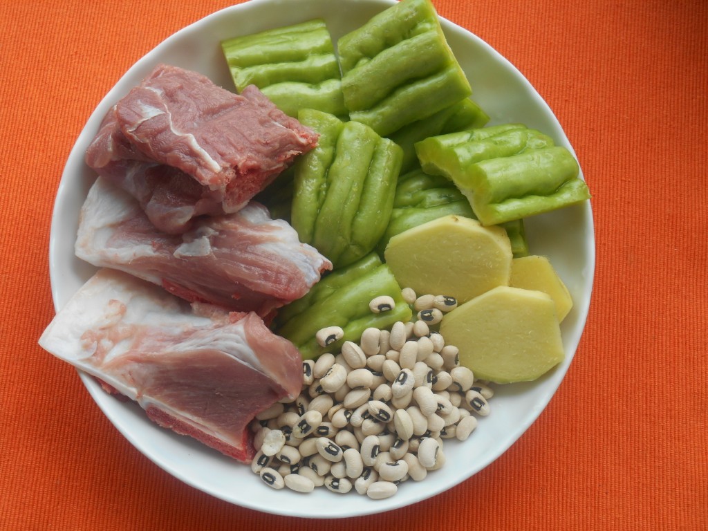 Bitter Melon, Black-Eyed Pea & Pork Rib Soup