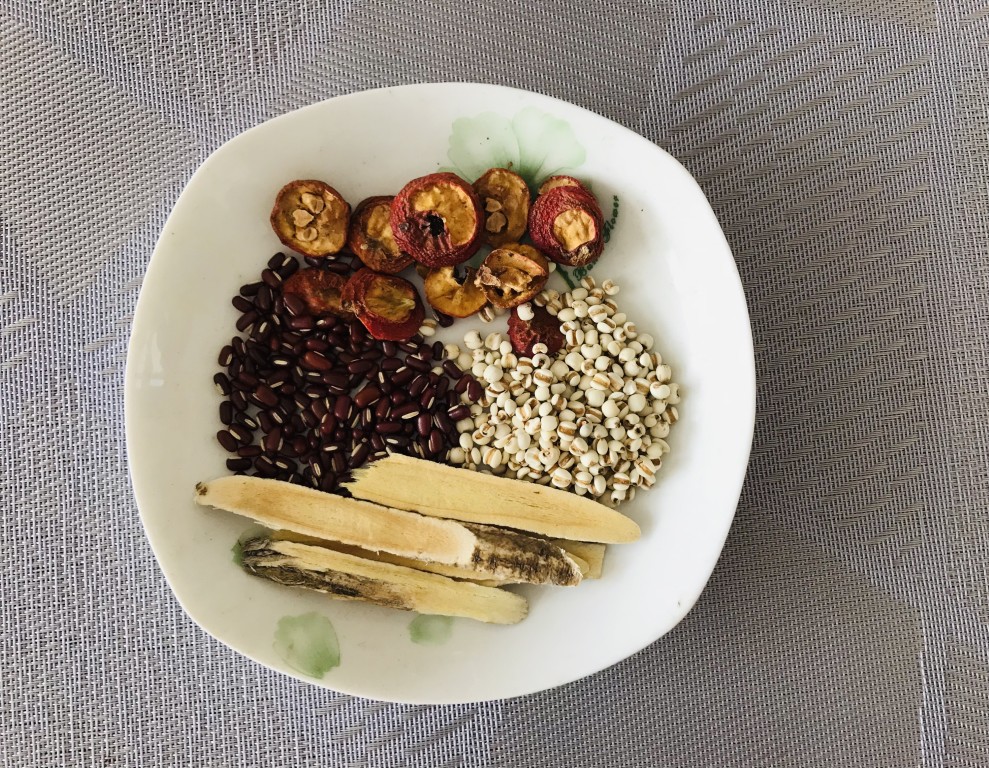 Bei Qi, Hawthorn, Adzuki Bean & Job's-Tears Soup