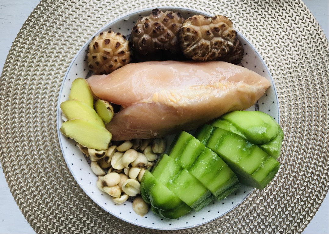 Chayote, Flower Mushroom & Chicken Breast Soup