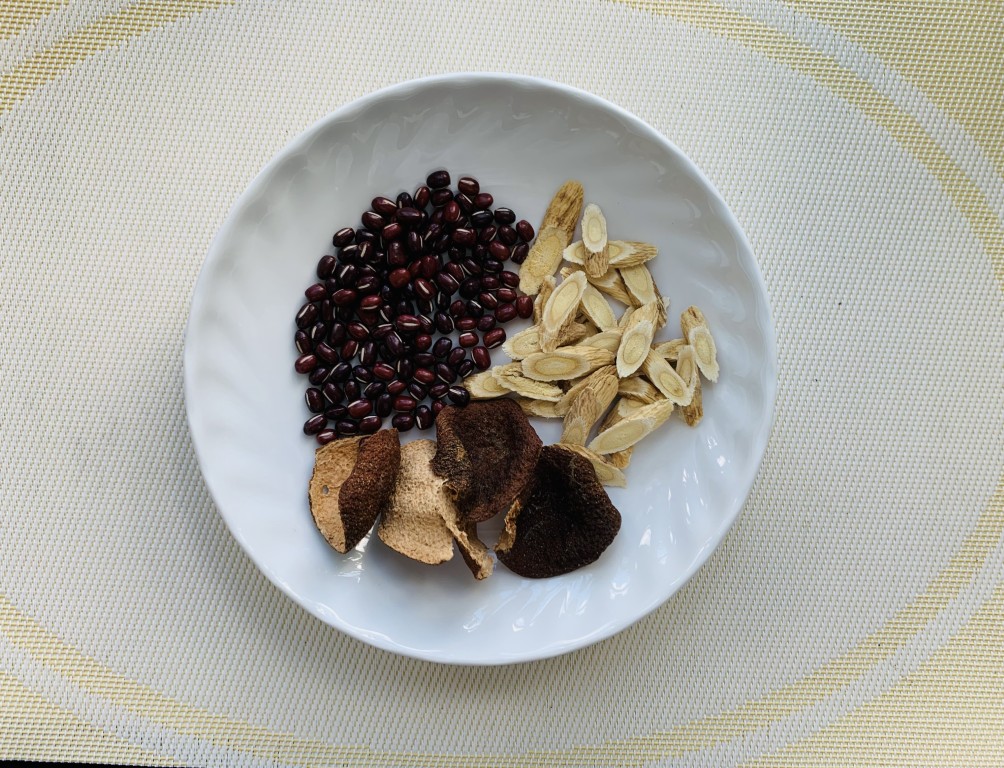 Astragalus Red Bean Tangerine Peel Water