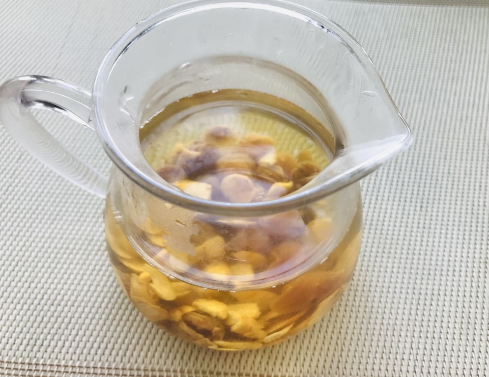 American Ginseng and Dried Longan Tea