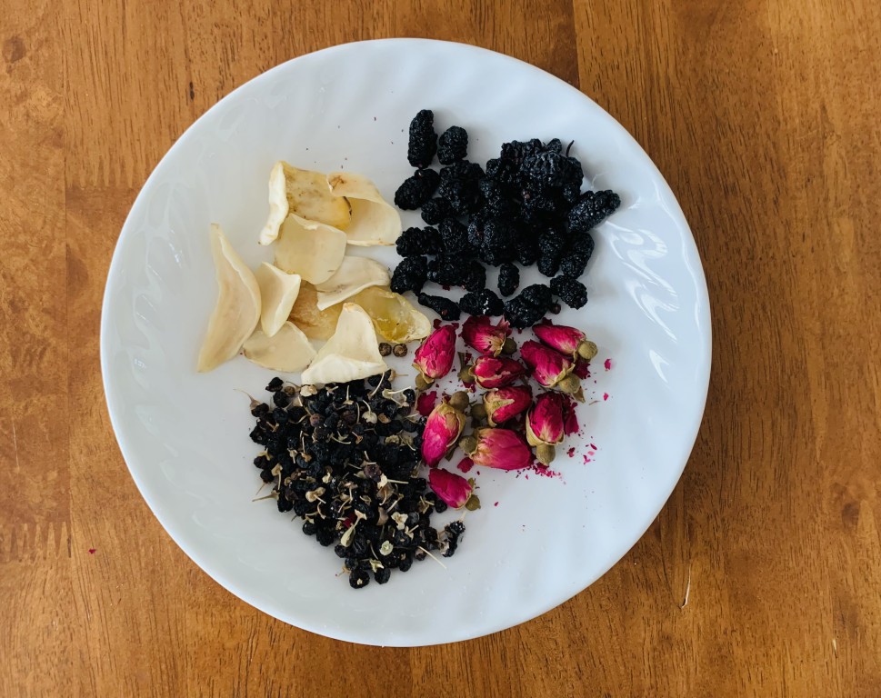 Rose, Mulberry, Lily Bulb and Black Goji Tea