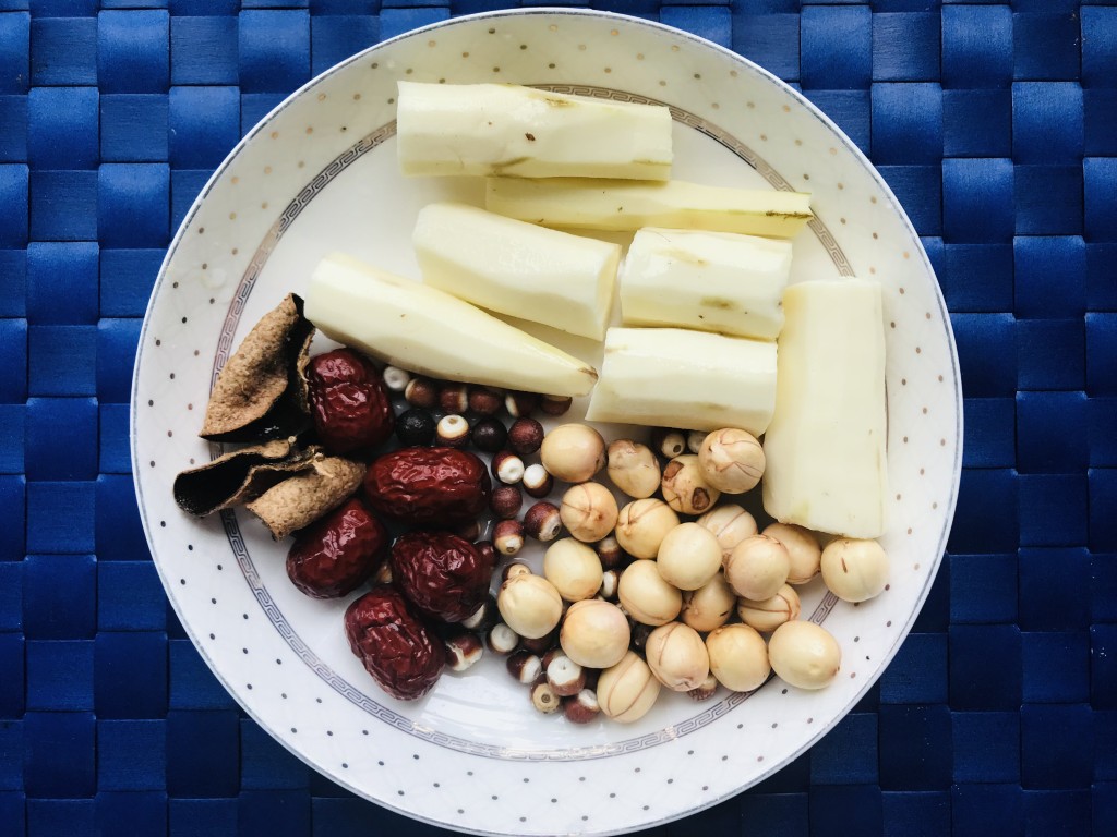Fresh Chinese Yam, Lotus Seed, Euryale and Tangerine Peel Soup