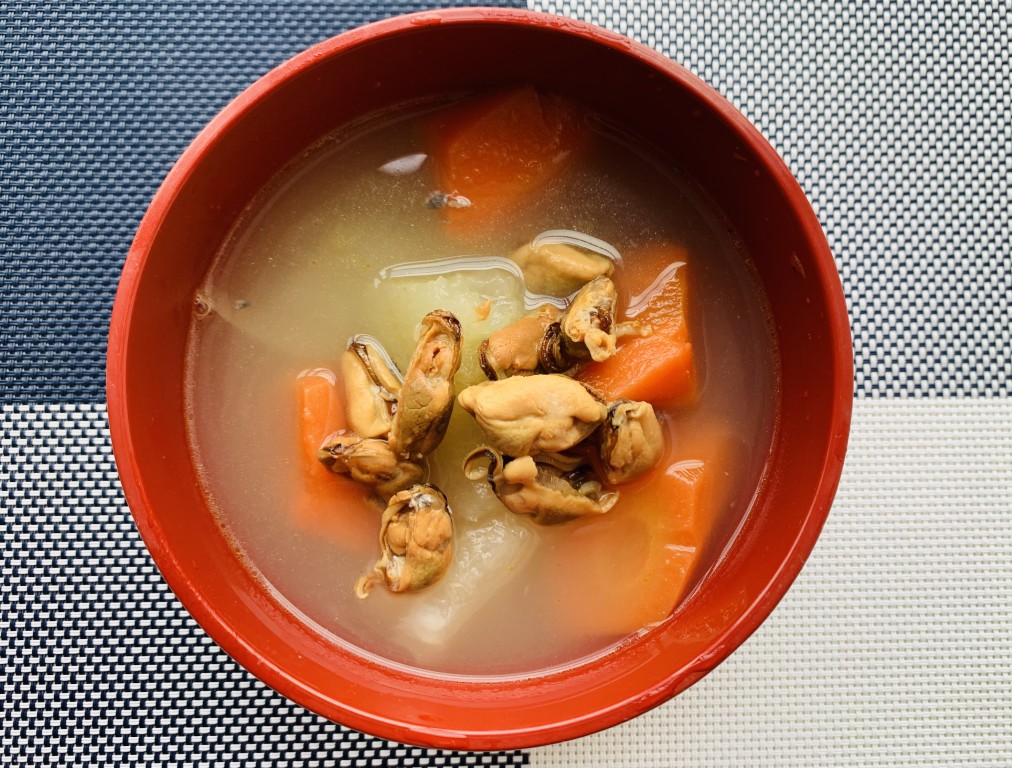 Dried Mussel, Carrot and Winter Melon Soup