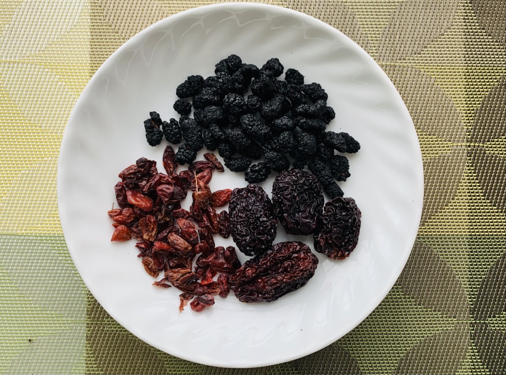 Mulberry, Cornus and Southern Jujube Tea