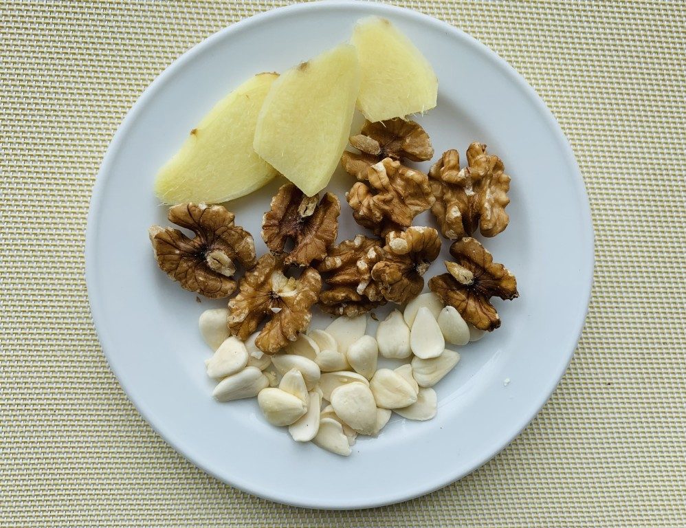 Walnut, Almond and Ginger Tea
