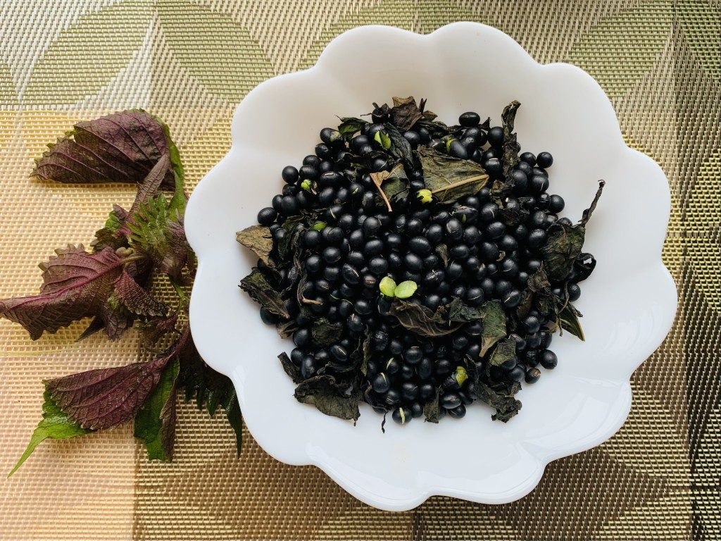 Perilla Leaf and Black Soybean Tea