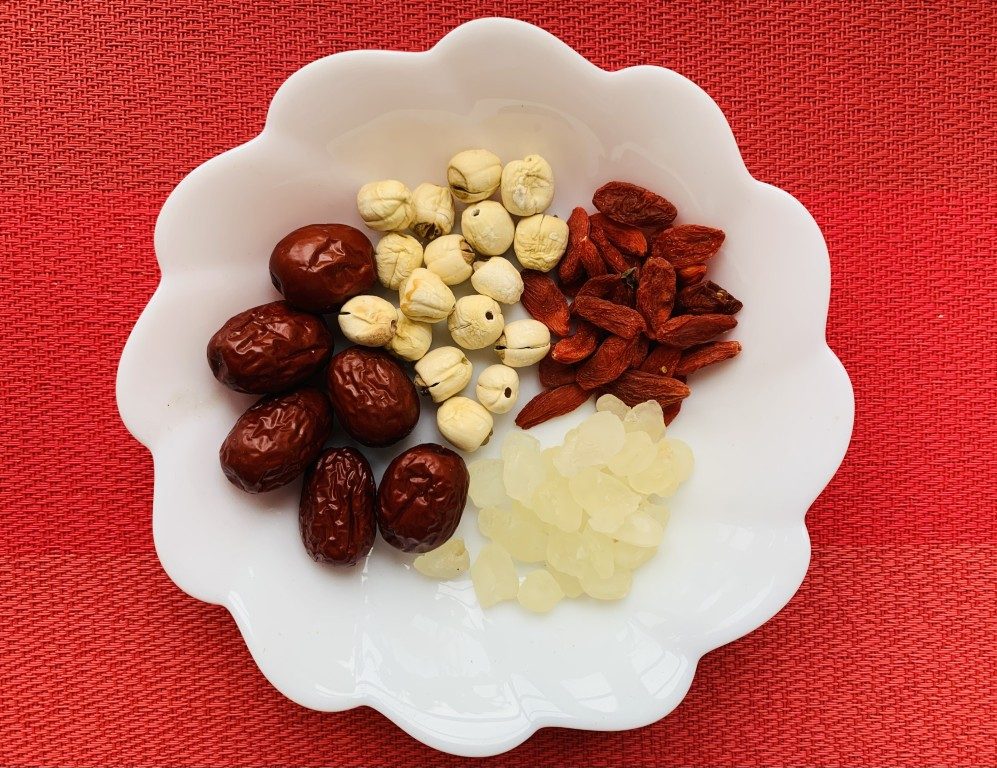 Snow Lotus Seed, Lotus Seed, Goji and Red Date Sweet Soup