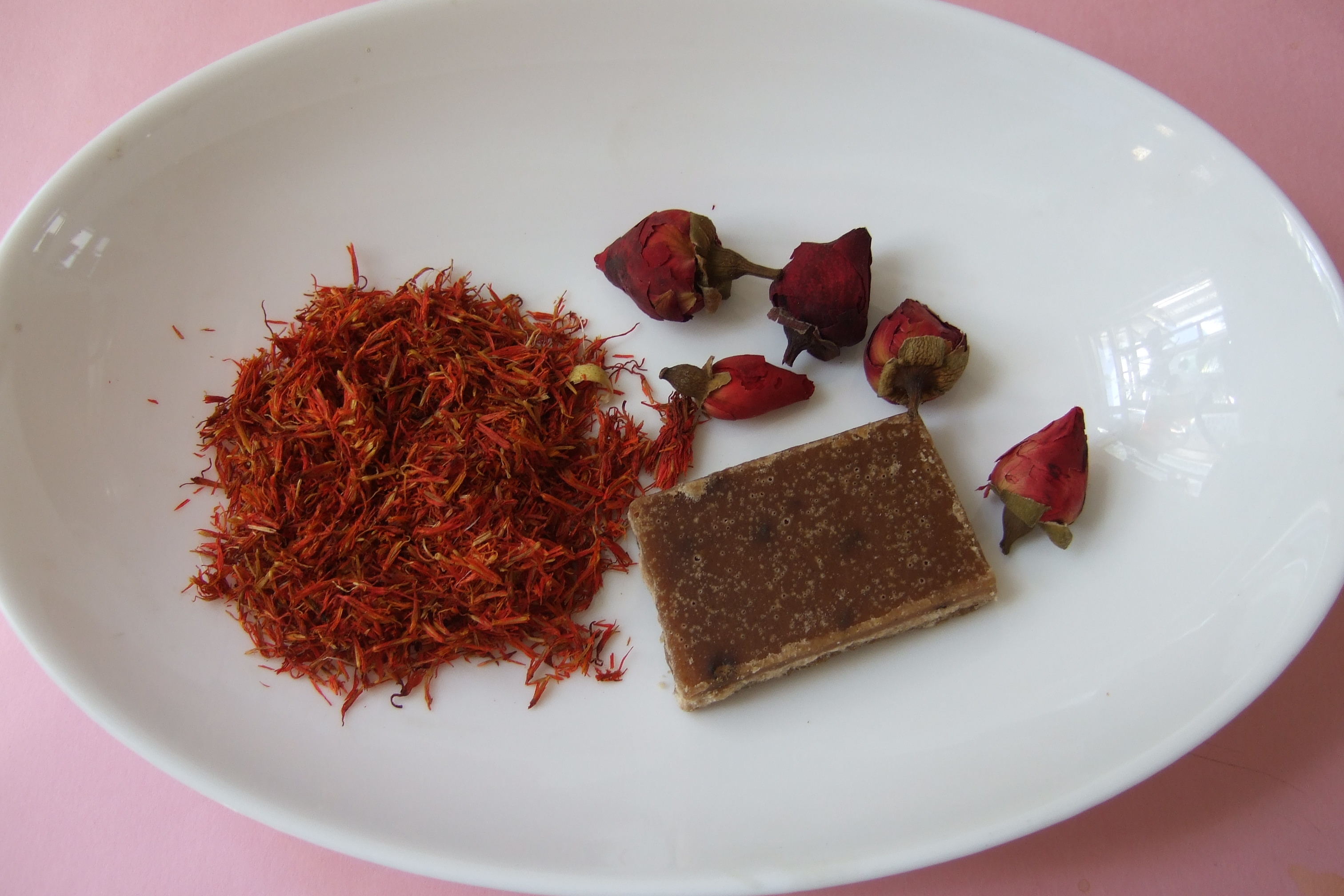 Chinese Rose and Safflower Tea