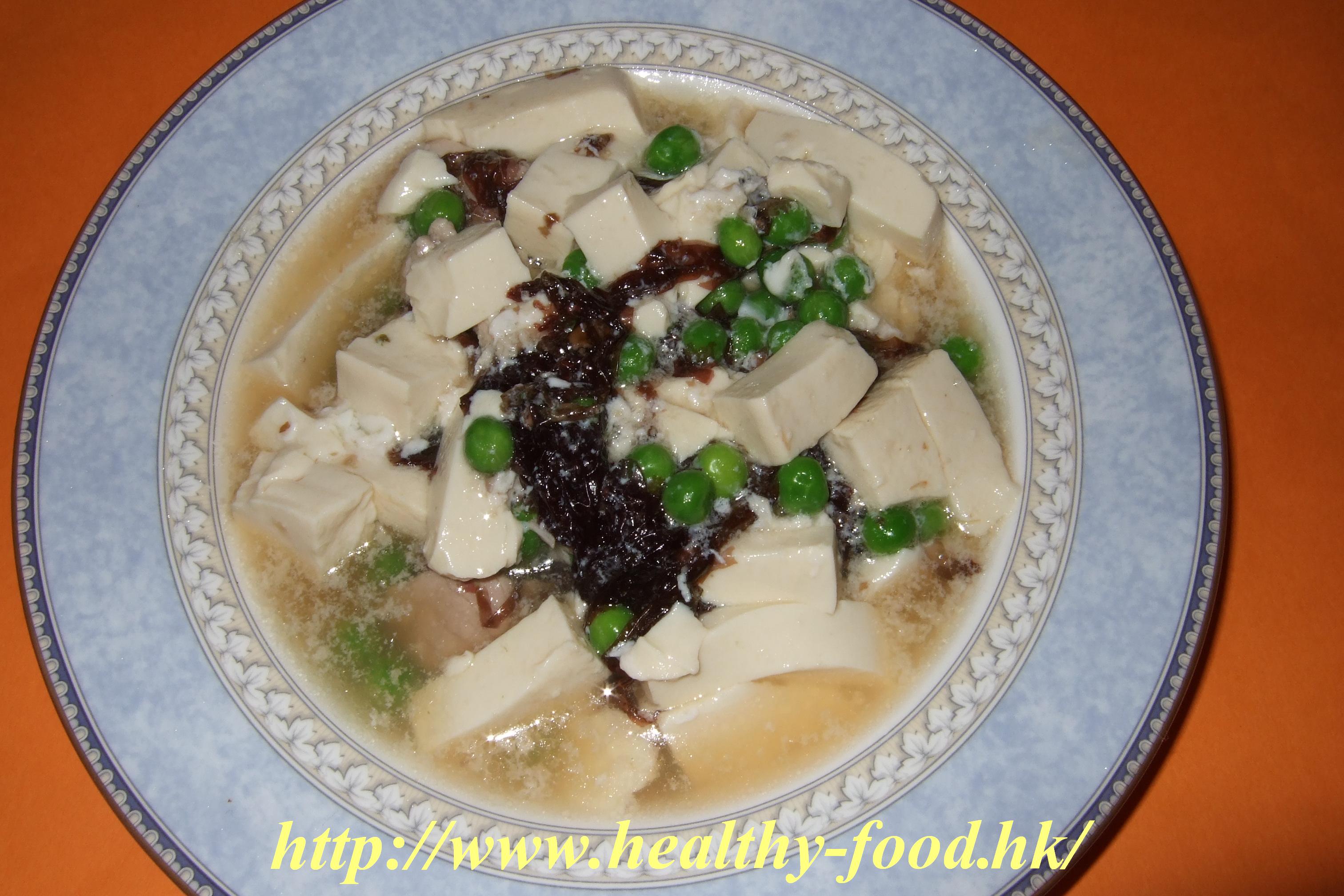 Seaweed, Tofu and Lean Pork Soup