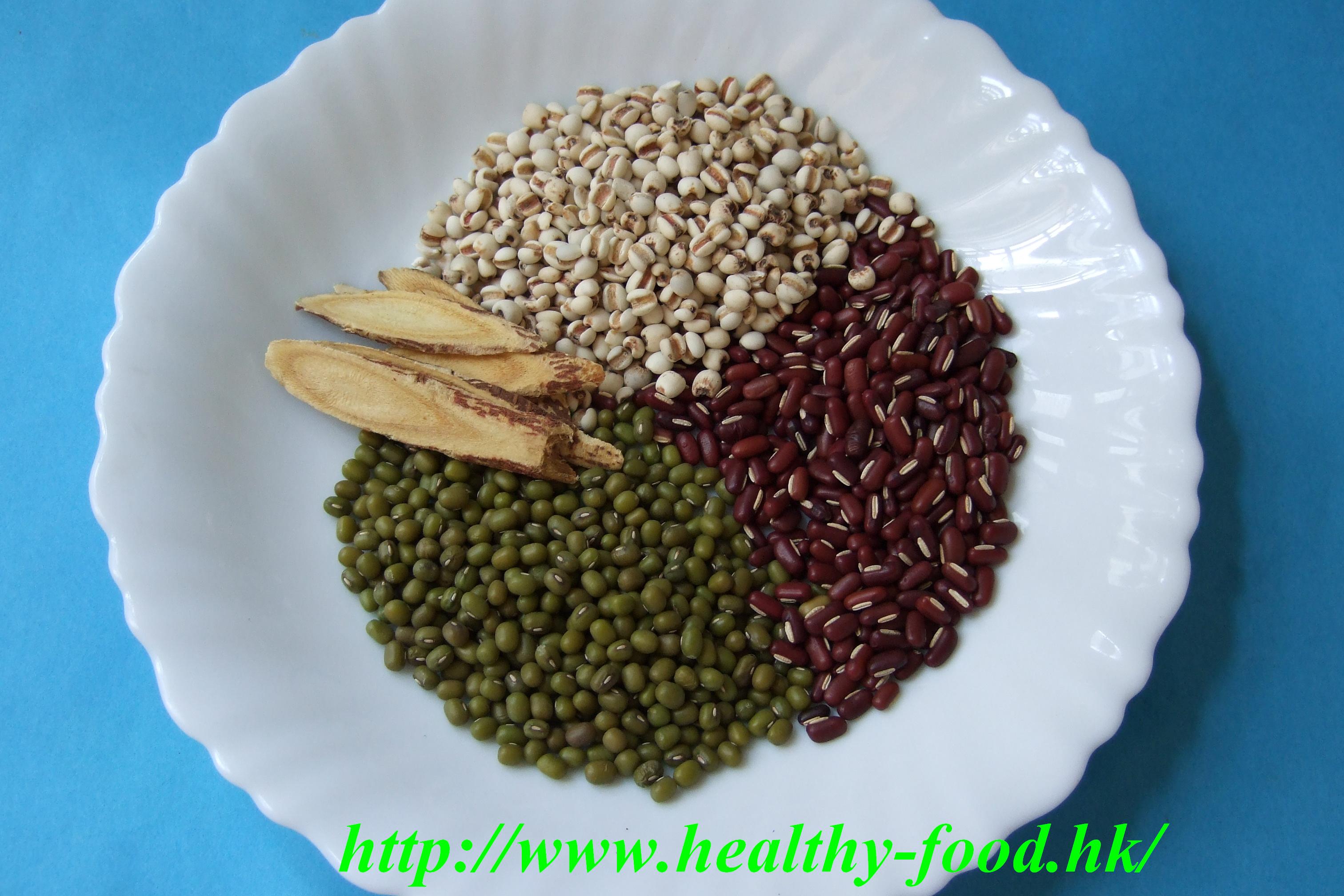Job's-Tears, Red-Bean and Mung-Bean Soup with Licorice