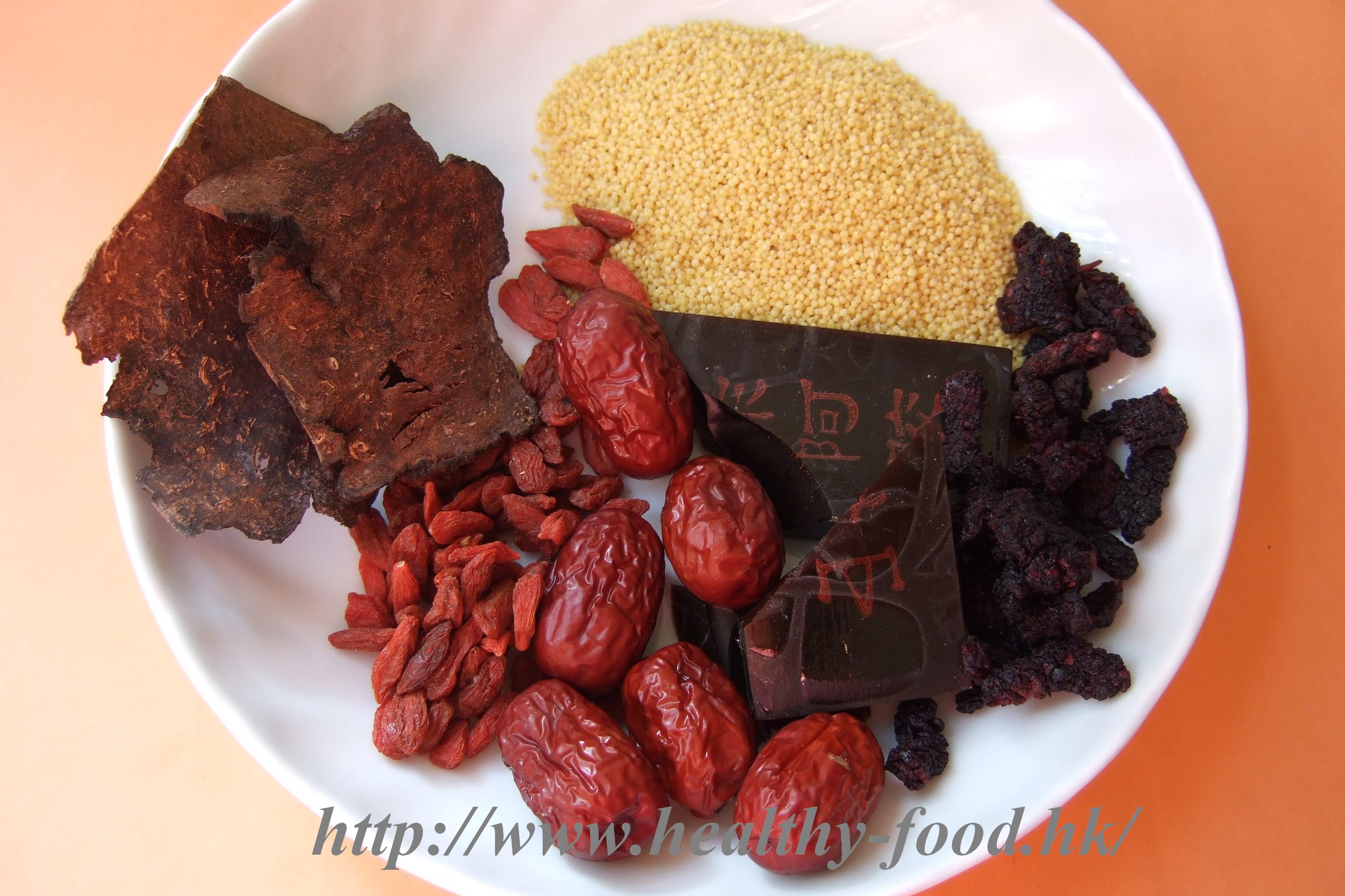 Prepared He Shou Wu, Goji and E Jiao Millet Congee
