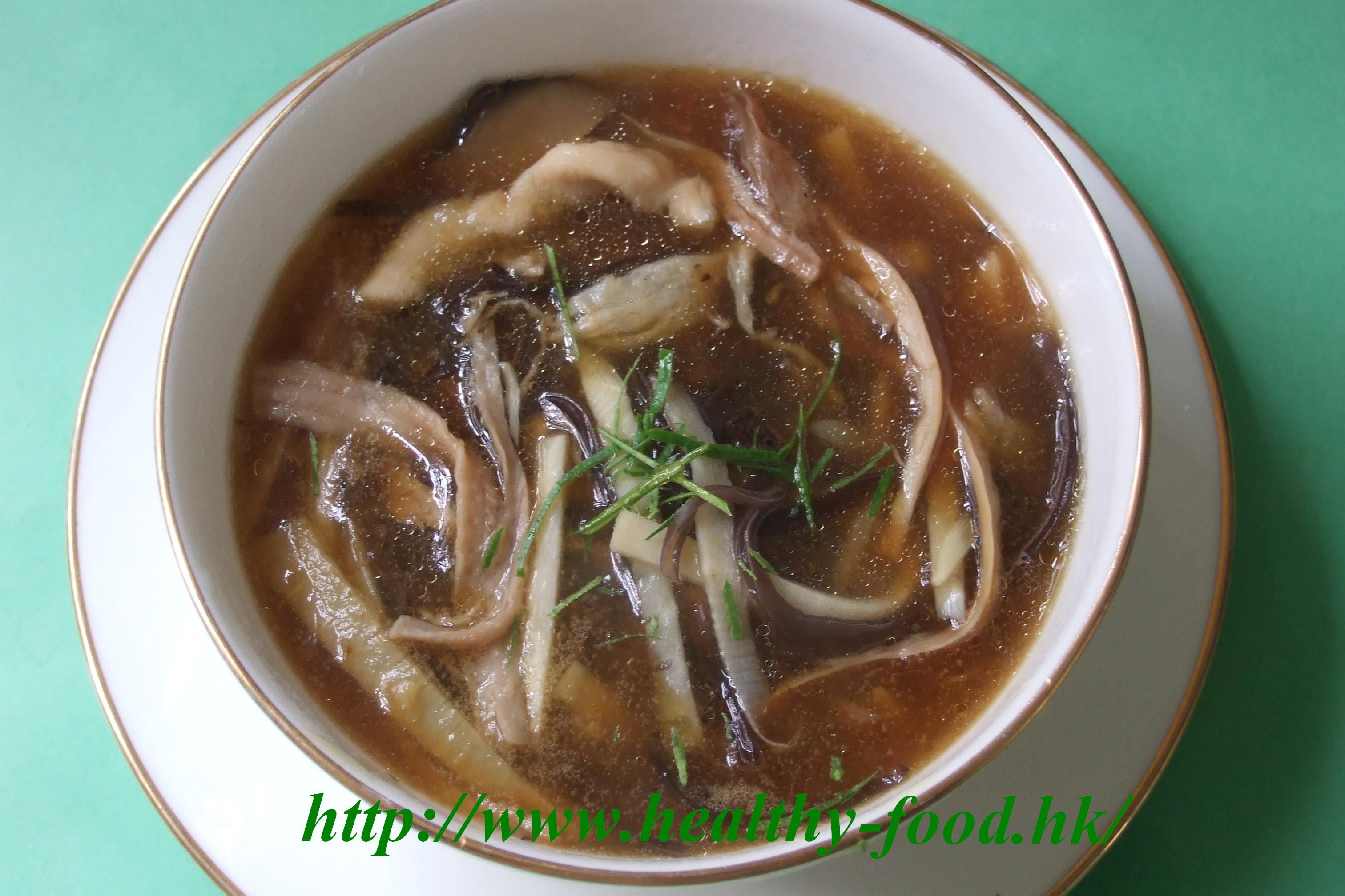 Shredded Chicken and Snake Thick Soup (Se Gang)
