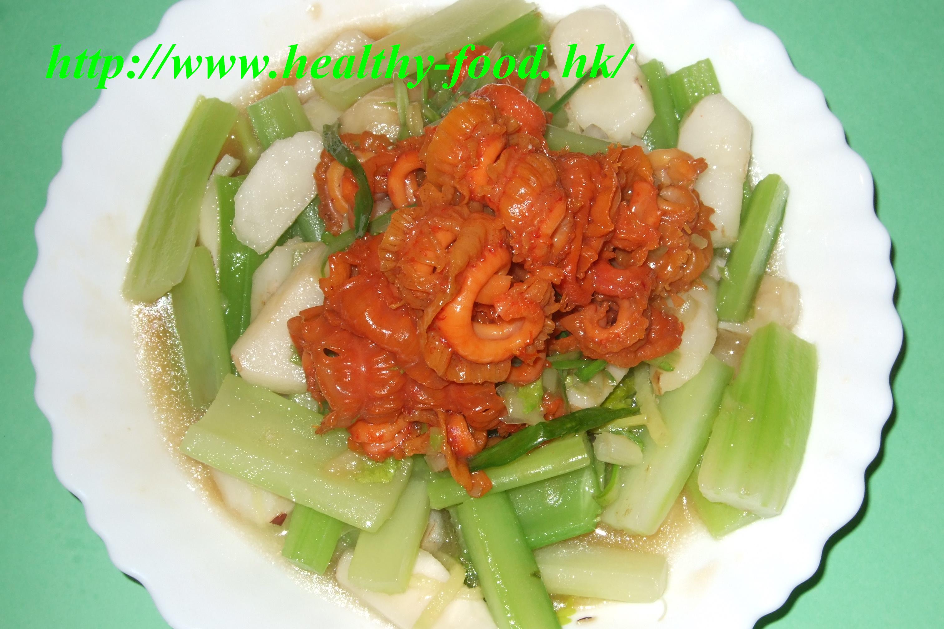 Stir-Fried Sea Cucumber Gut with Celery and Water Chestnut