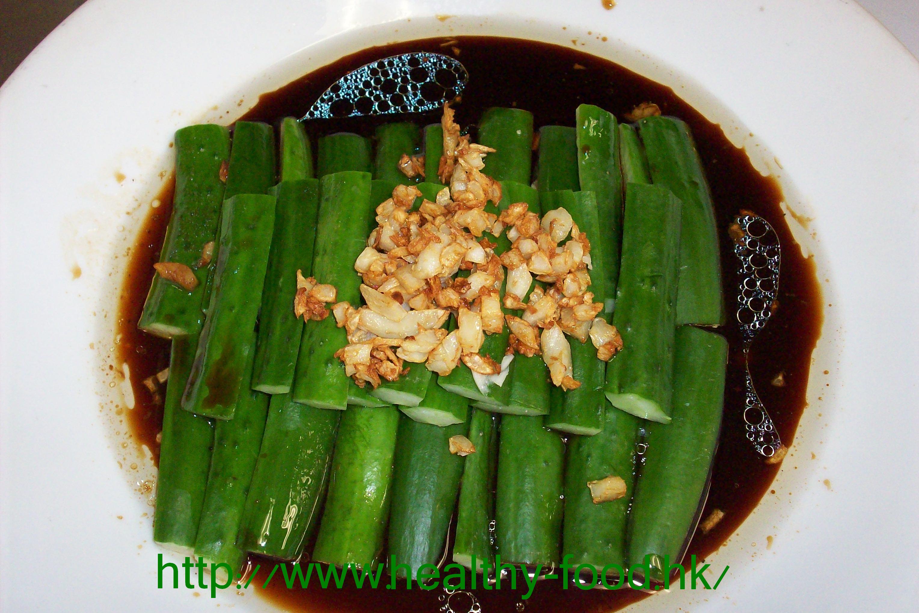 Garlic-Dressed Cold Cucumber