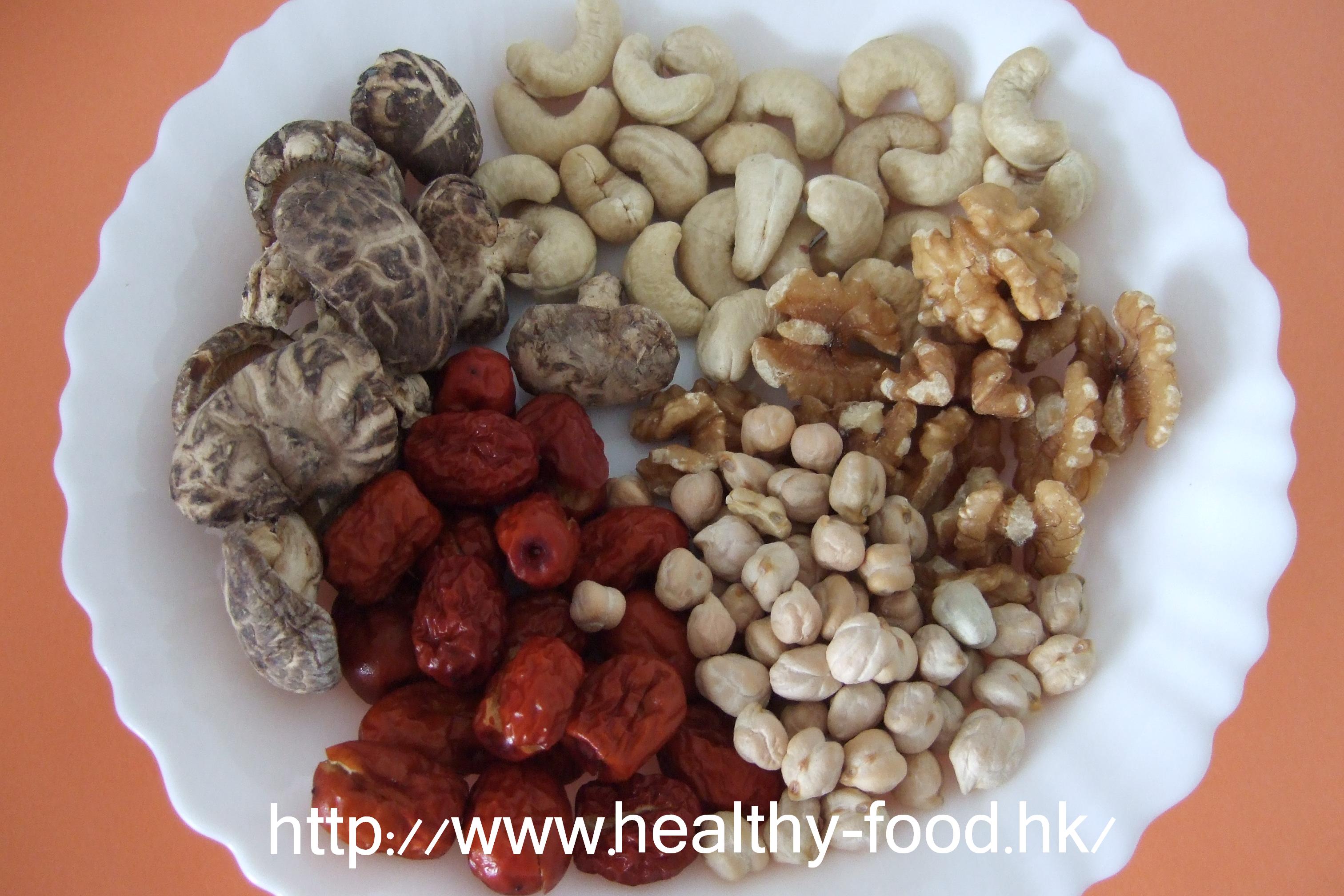 Shiitake, Mixed Nuts and Red Date Soup