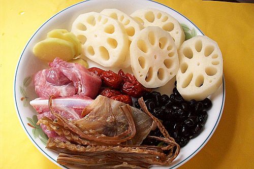 Lotus Root, Black Bean and Dried Octopus Soup