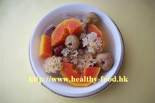 Papaya, Snow Fungus and Lean Pork Soup
