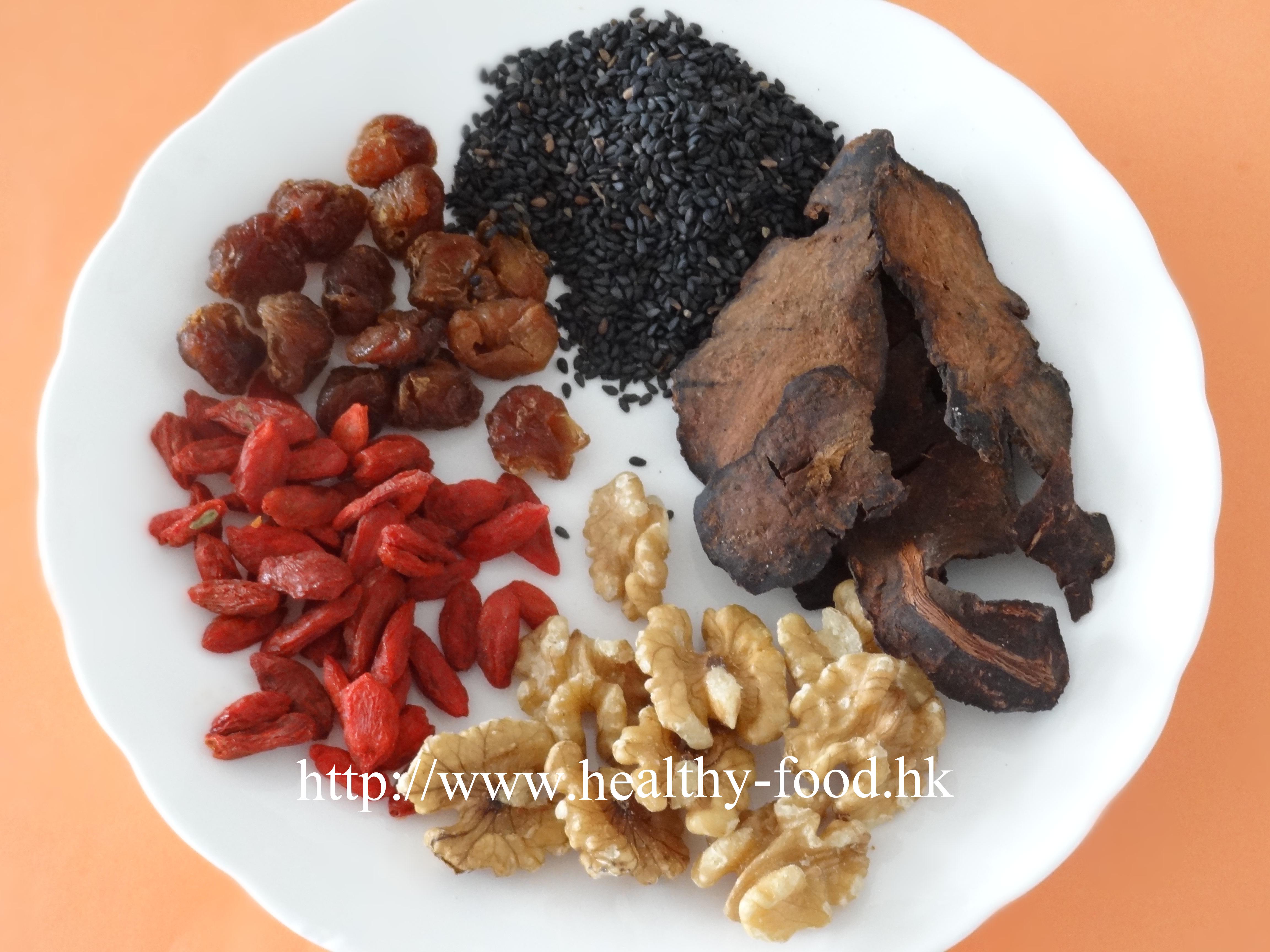 He Shou Wu, Walnut, Black Sesame, Goji and Longan Soup