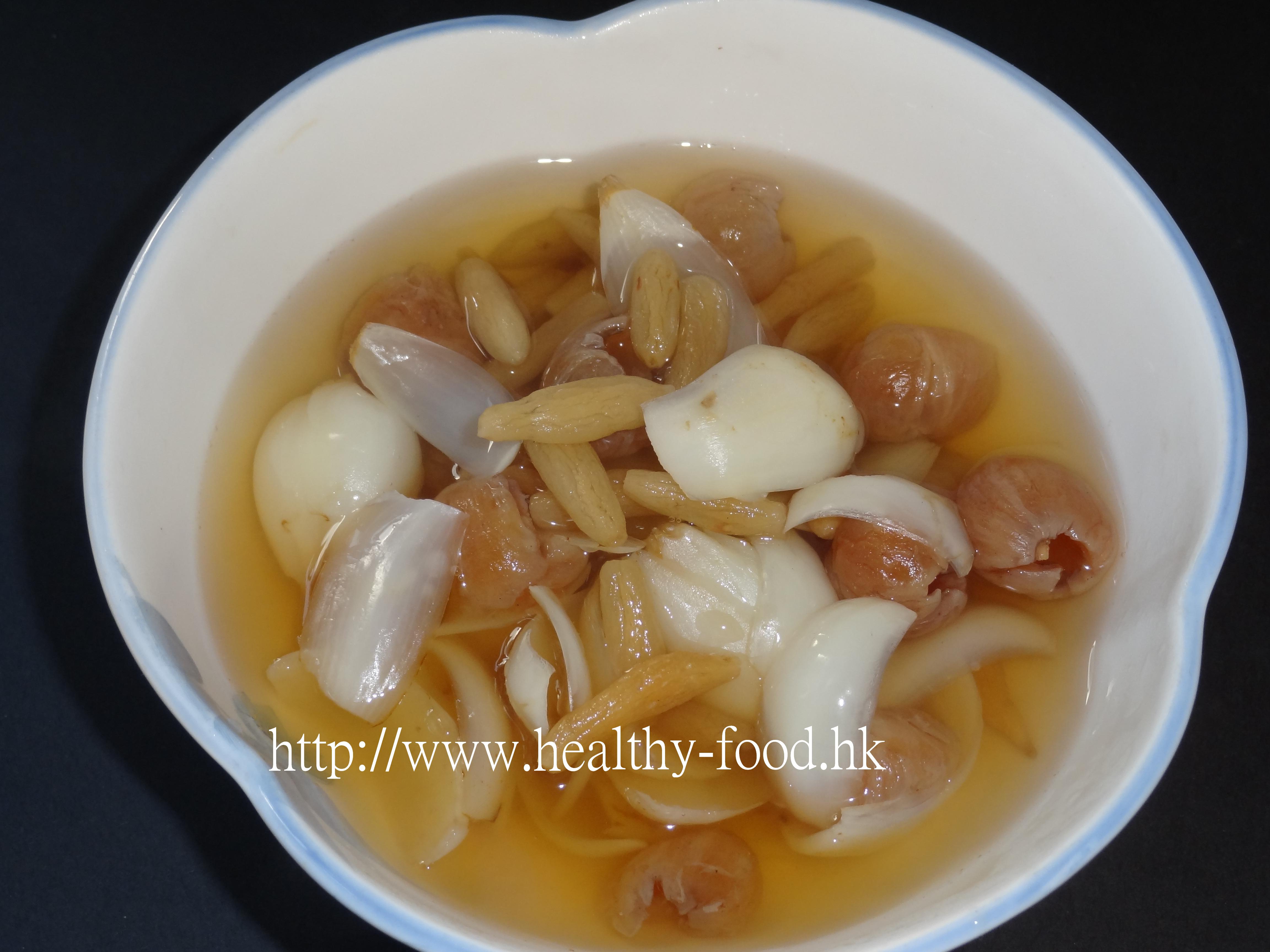 Longan, Ophiopogon and Lily Bulb Sweet Soup