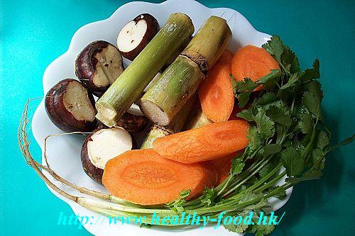 Golden Carrot, Sugarcane and Water Chestnut Soup with Cilantro