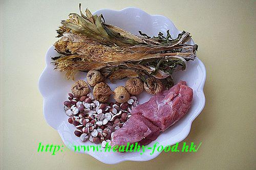 Dried Night-Blooming Cereus, Euryale Seed & Fig Soup with Lean Pork