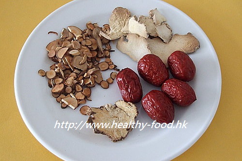 Cinnamon Twig, Dry Ginger, Angelica & Red Date Tea (Gui Zhi Gan Jiang Dang Gui Zao Tea)