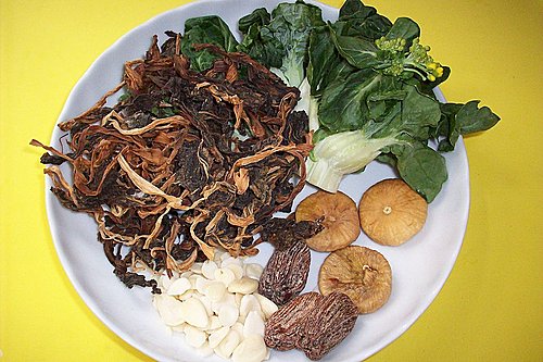 Gold-Silver Cabbage and Fig Soup