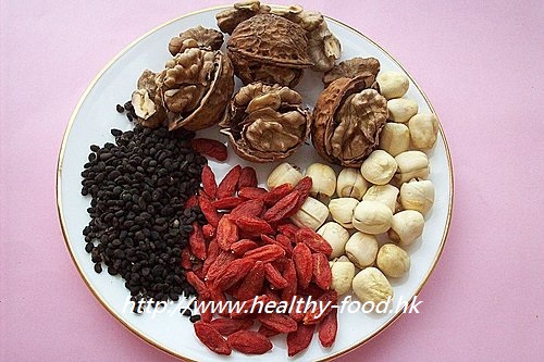Psoralea, Walnut and Lotus Seed Soup