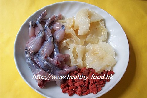 Fish Maw Goji Berry Frog Soup