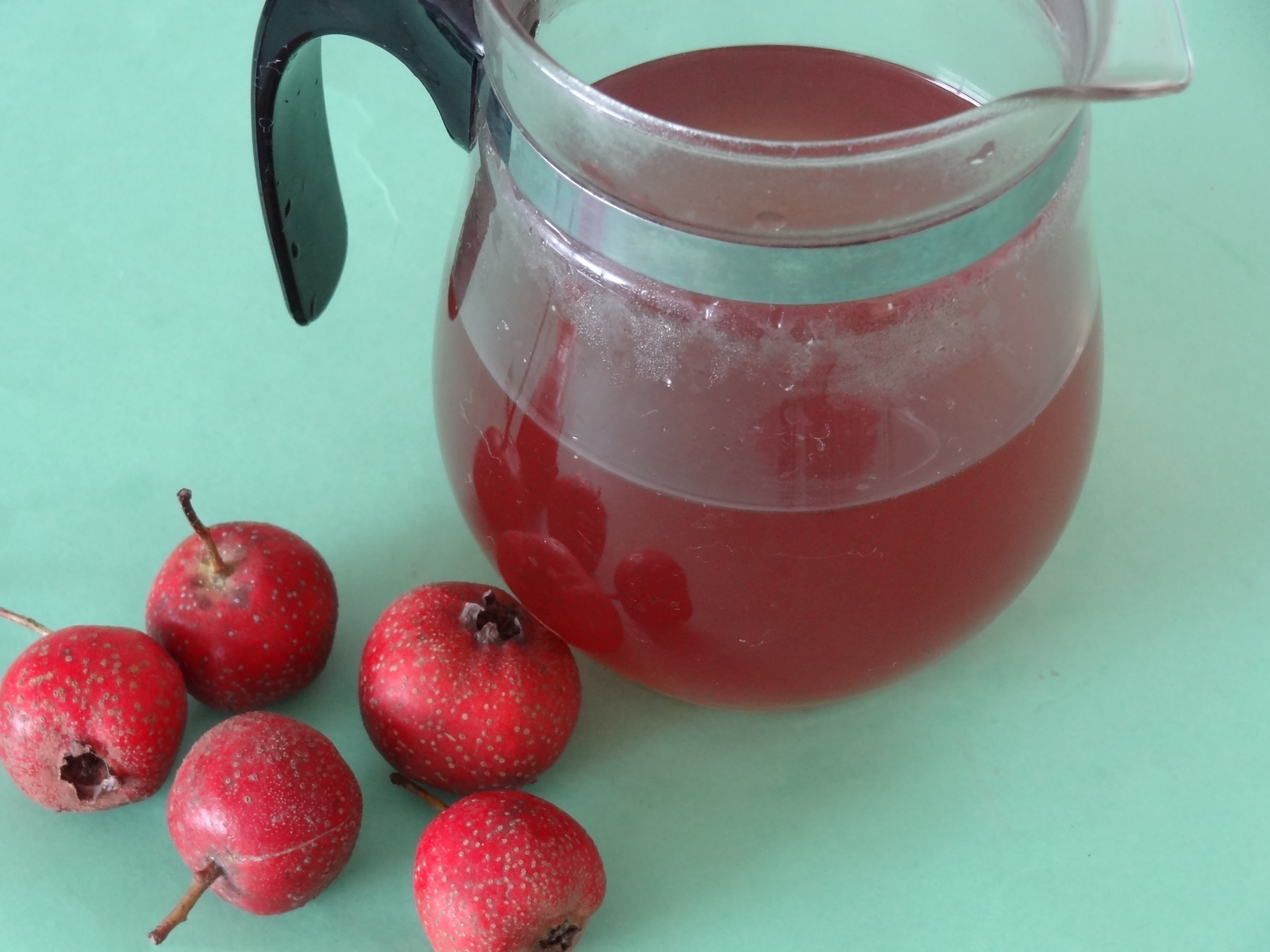 Fresh Hawthorn Berry Drink (Shan Zha Lu)