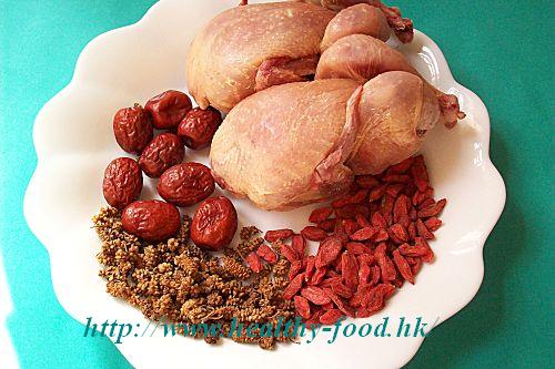 Mulberry, Goji Berry and Quail Soup